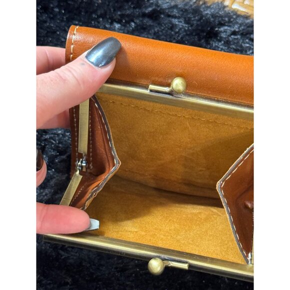 Patricia Nash Brown Leather Bi-Fold Wallet With Kiss-Lock Coin  NWOT - Picture 4 of 9